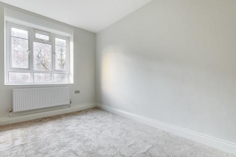 2 bedroom apartment to rent, India Way London W12
