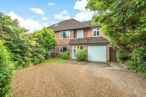 2 Johnston Walk, Guildford, GU2 9XP