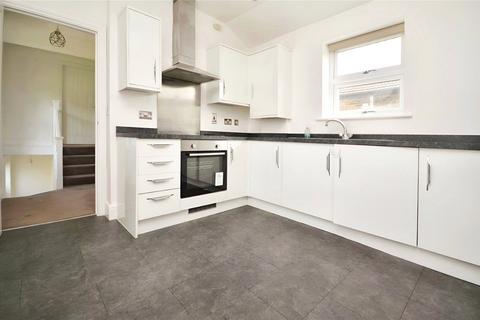 2 bedroom apartment to rent, Eastern Road, Romford, Essex, RM1