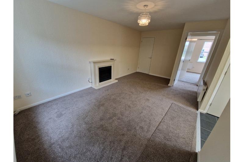 Carlton Drive, Bridgwater TA6 1 bed flat £795 pcm (£183 pw)