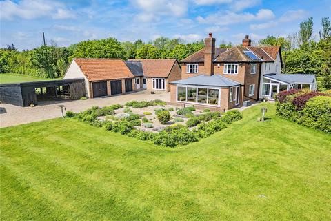 6 bedroom detached house for sale, Coggeshall Road, Stisted, CM77