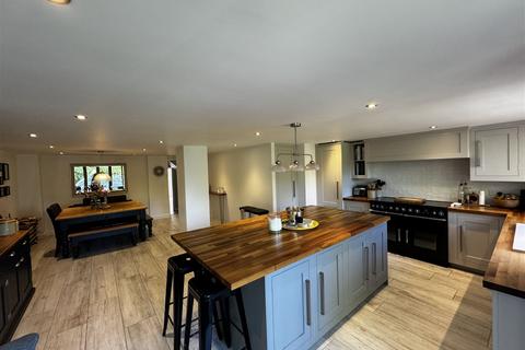 5 bedroom barn conversion for sale, Marden, Kent