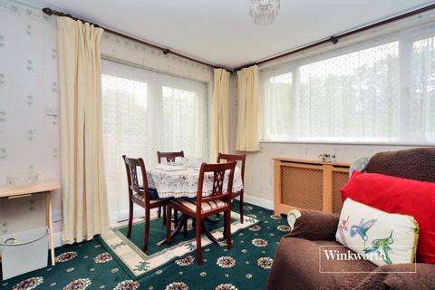 2 bedroom bungalow for sale, Donnington Road, Worcester Park, KT4