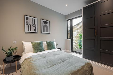 3 bedroom flat for sale, Ramsden Road, London SW12