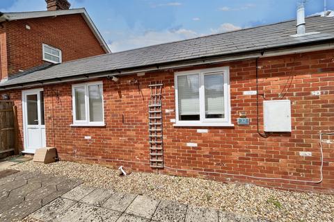 32 Alexandra Road, Fordingbridge, SP6 1EJ