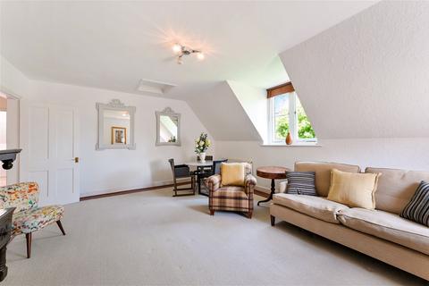 2 bedroom apartment for sale, Somers Road, Reigate RH2