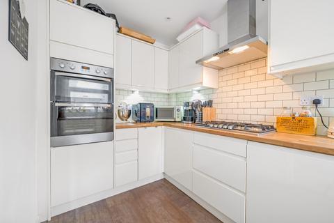 22 Lambourne Drive, Maidenhead, SL6 3HG