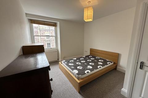 1 bedroom apartment to rent, Bellevue Crescent, Clifton