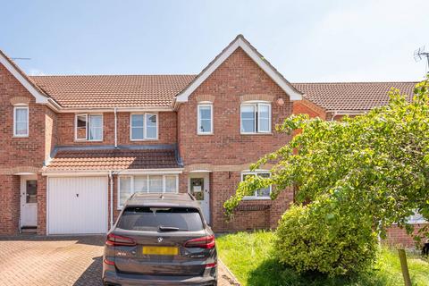 4 bedroom semi-detached house for sale, Darlands Drive, Barnet, EN5