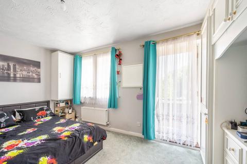 4 bedroom terraced house for sale, Coverdale Road, New Southgate, London, N11