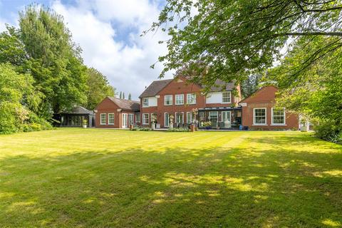 6 bedroom detached house for sale, Catleys Walk, Sawston, Cambridge