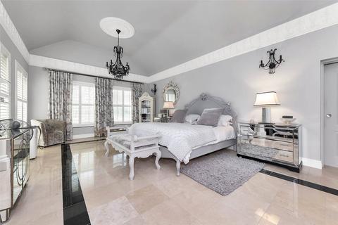 Guildens Lodge Catleys Walk, Sawston, Cambridge, CB22 3HR