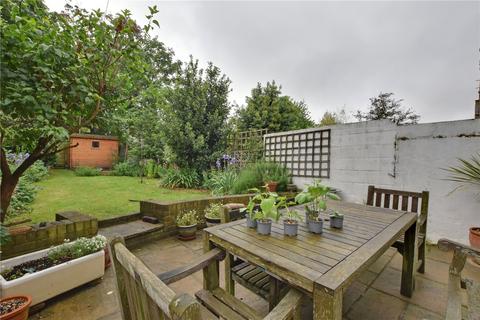 4 bedroom terraced house for sale, Heathwood Gardens, Charlton, London, SE7