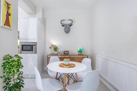 84 Rectory Lane, London, SW17 9PX