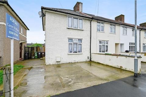 2 bedroom end of terrace house for sale, Ivyhouse Road, Essex