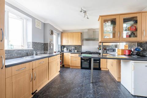 4 bedroom detached house for sale, Riverside Road, Gorleston