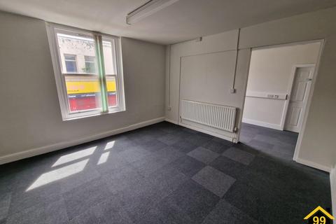 Office to rent, 214A Stamford Street Central, Ashton-under-Lyne, Tameside Metropolitan Borough, OL6