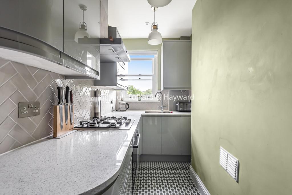 589fba94-156e-48d...