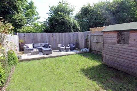 2 bedroom end of terrace house for sale, South View, Boverton, CF61