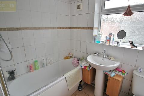 2 bedroom terraced house for sale, Brighton Avenue, Flixton