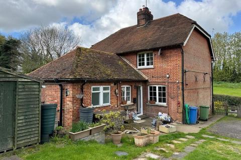 3 bedroom semi-detached house for sale, 4 Thread Lane, Dunkirk, Faversham, Kent