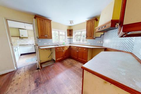 6 bedroom detached house for sale, Oak Tree Cottage, South Street, Boughton-Under-Blean, Faversham, Kent