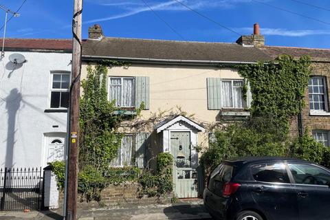 4 bedroom terraced house for sale, 41 Ashburnham Road, Ramsgate, Kent