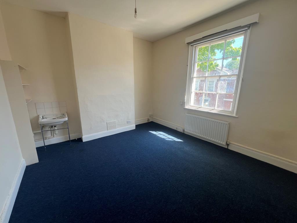 27 Eastgate Street, Winchester... 4 bed end of terrace house for sale