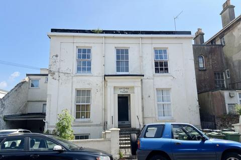 3 bedroom ground floor flat for sale, Flat 8, Oxford House, 10 Barfield, Ryde, Isle Of Wight