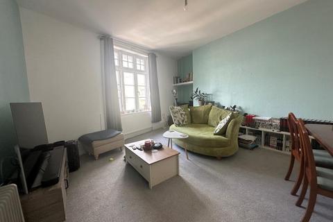 3 bedroom flat for sale, Flat 3, 103-105 High Street, Ramsgate, Kent