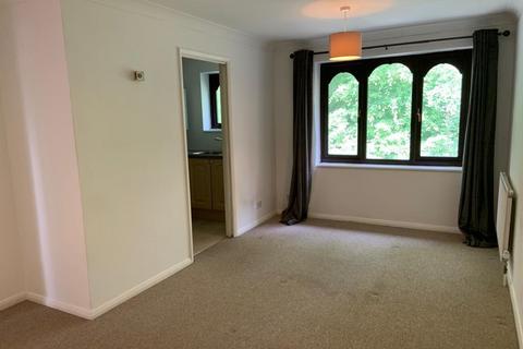 1 bedroom flat for sale, 12 Junction Close, Burgess Hill, West Sussex