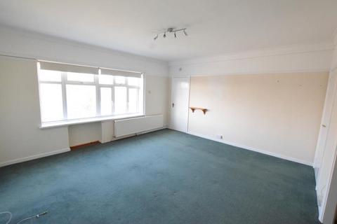 1 bedroom flat for sale, D11 Pine Grange, Bath Road, Bournemouth