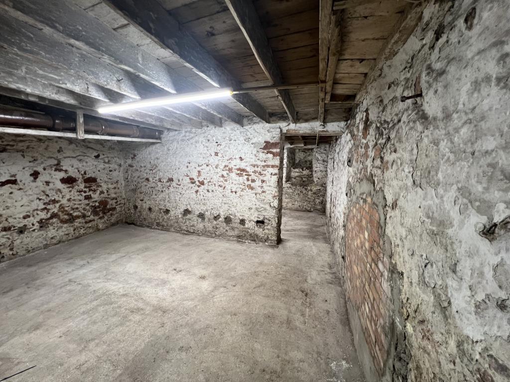 General view of extra store to rear