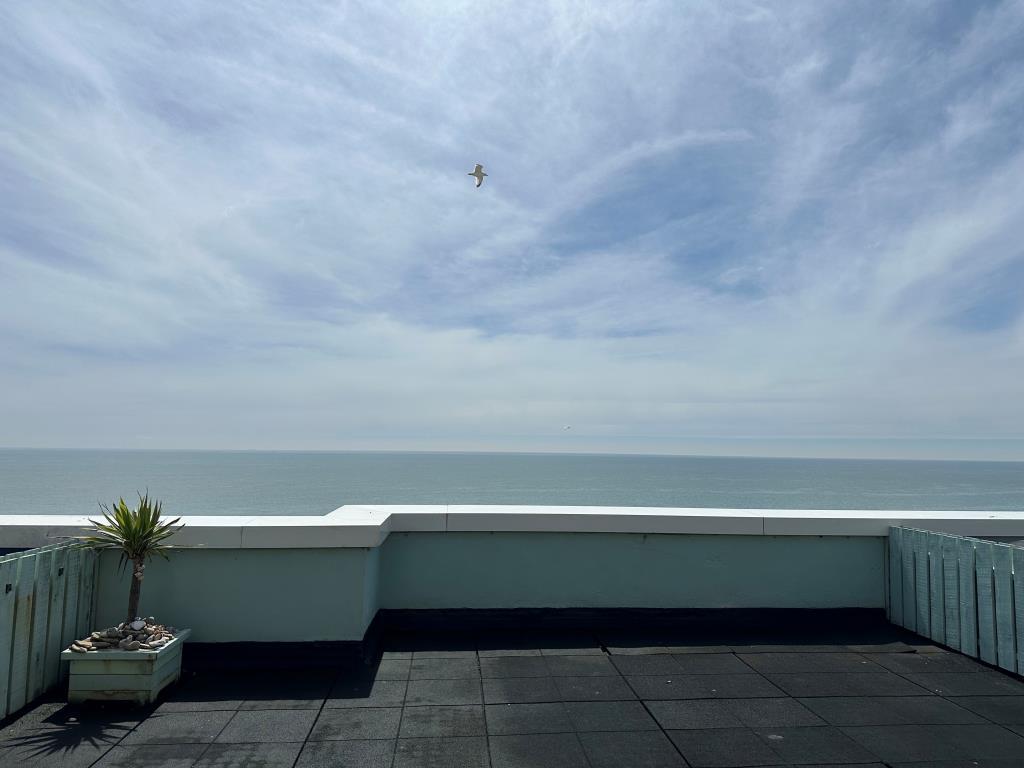 Roof Terrae