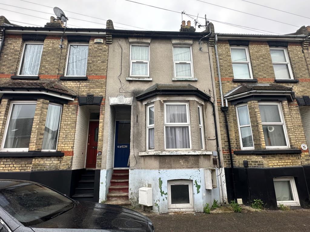 Bay fronted mid terraced property