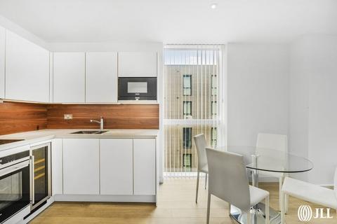 1 bedroom flat to rent, Devan Grove London N4