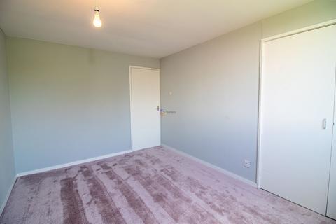 2 bedroom terraced house to rent, Weakland Close, Sheffield, S12