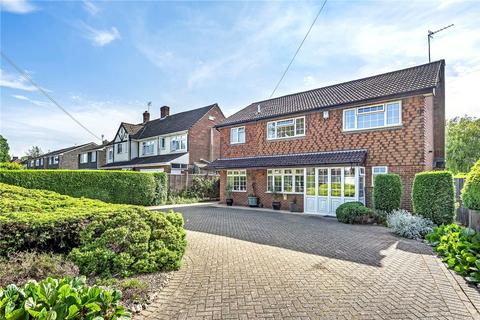 4 bedroom detached house for sale, Buxton Lane, Caterham CR3