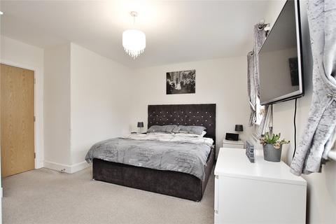 3 bedroom terraced house for sale, West End, Woking GU24