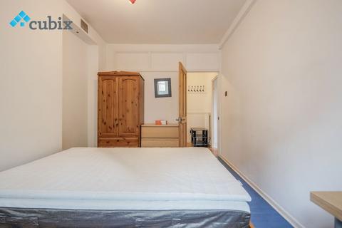 3 bedroom flat to rent, Manciple Street, London SE1