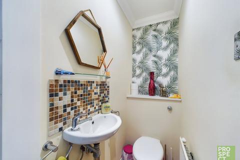 66 Oakengates, Bracknell, RG12 7QL
