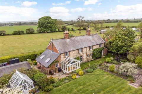 1 - 2 The Laurels, Honeystreet, Pewsey, SN9 5PX