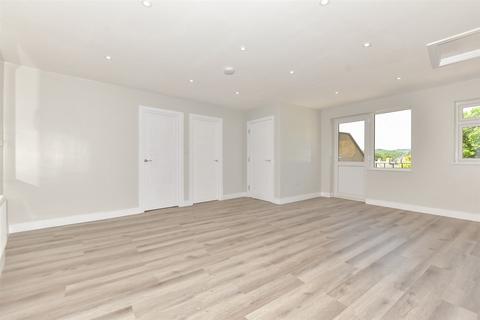 2 bedroom apartment for sale, Laureston Place, Dover, Kent