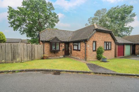 2 bedroom bungalow for sale, Fox Road, Haslemere, Surrey, GU27