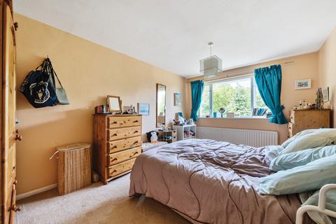 3 bedroom semi-detached house for sale, Waverley Avenue, Netley Abbey, Hampshire, SO31