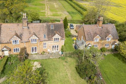 4 bedroom semi-detached house for sale, Foxholes Cottages, Foscot