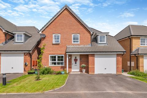 4 bedroom detached house for sale, Trenchard Drive, Berry Hill, Coleford