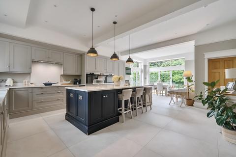 4 bedroom detached house for sale, Tilford Road, Hindhead, Surrey, GU26