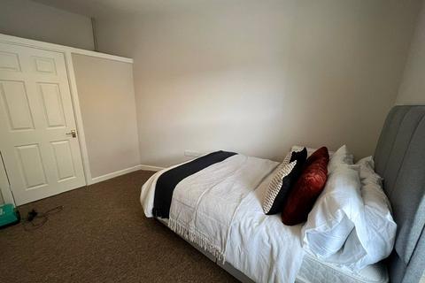 3 bedroom apartment to rent, Southampton, Southampton SO15