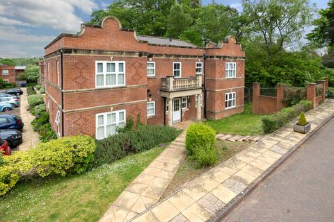 1 bedroom flat for sale, Franklin Court, Godalming GU8